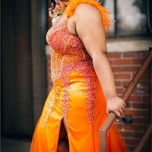 Beautiful Bold Prom Gown! - image 1